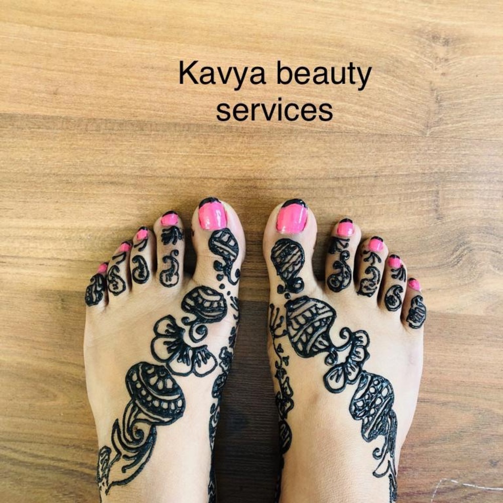 Henna body art
